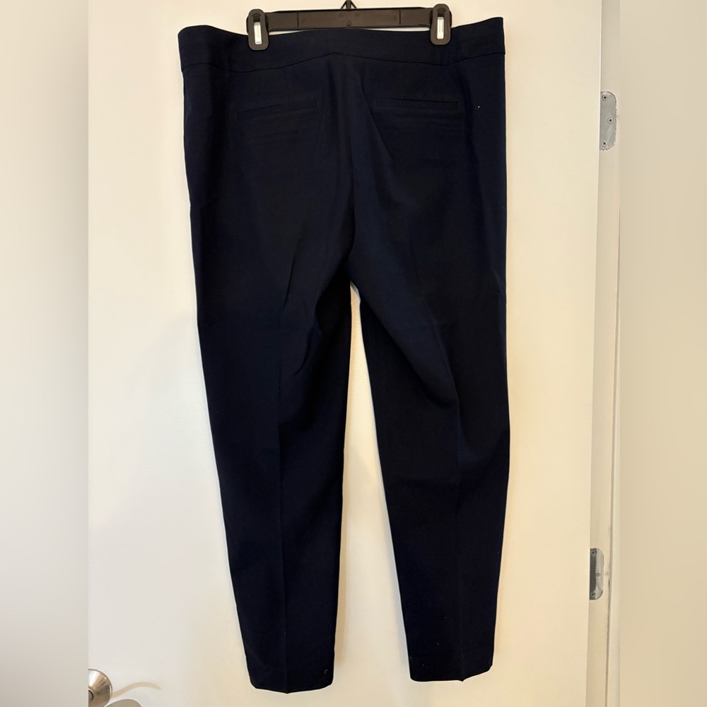 Talbots. Size 14. Dark Blue Trouser. - Picture 4 of 4